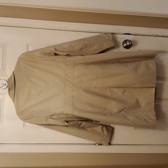 Tan Trench Coat - XL - Picture 6 of 13